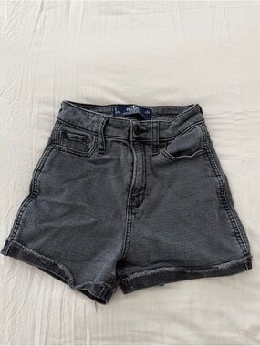 Hollister Washed Black Ultra High-Rise Curve Denim Shorts